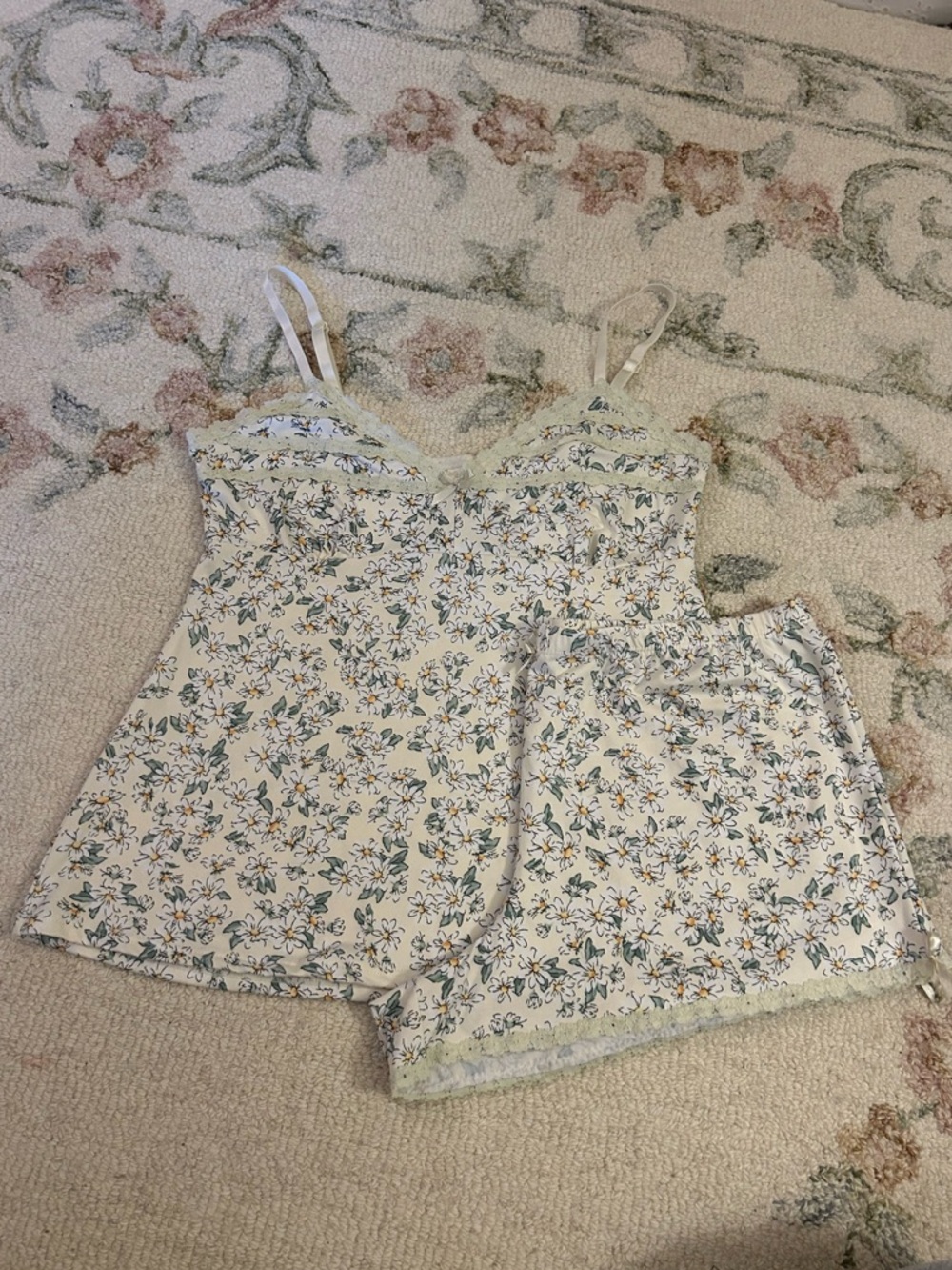 LAURA ASHELY Floral Lace Trim Cami & Short Sleep Set - Cream